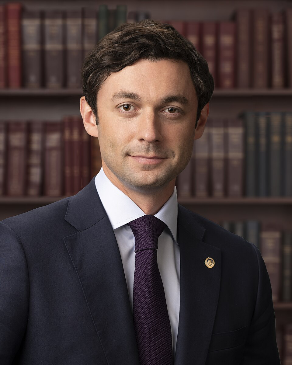 【谁将竞选美国总统？ 】关于2028年大选民主党候选人美国民主党人已经开始积极盘