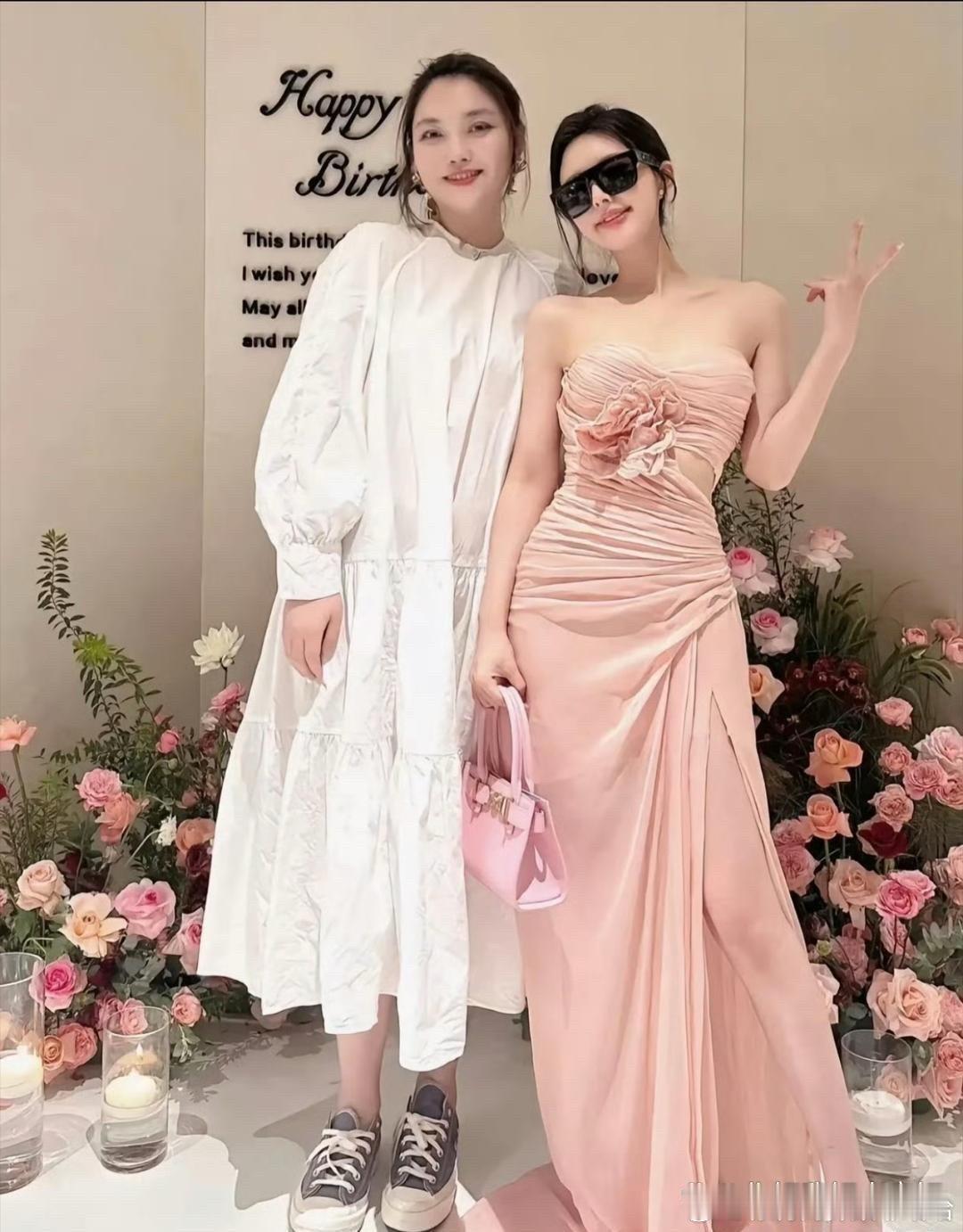 说赵露思这组图又变样的人就是纯看不惯她吧，这组图是2023年的呀大爷大妈们