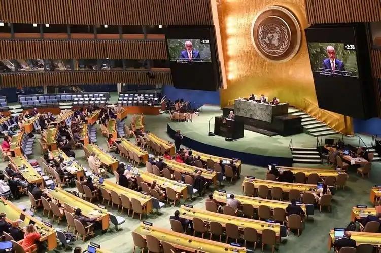 法国缺钱，美国缺钱，英国缺钱，俄罗斯缺钱，日本缺钱，韩国缺钱，印度缺钱。大国都在
