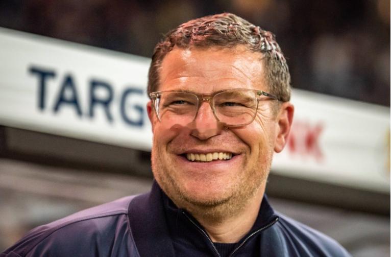 炮轰”俱乐部后，萨拉赫在安菲尔德的未来陷入了巨大的疑问之中。对于签下埃及边锋的可