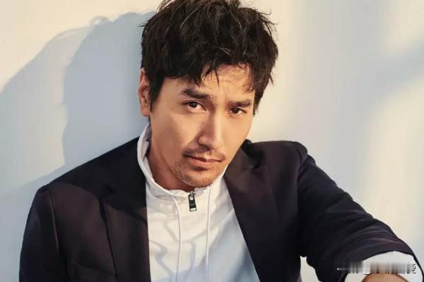 公认“家教最严”的4位明星，王俊凯上榜，她35年没睡过懒觉！
其实在娱乐圈中有很