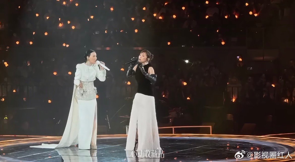 那英演唱会嘉宾真的是蔡健雅 那英蔡健雅的合唱如听仙乐耳暂明！真的是好享受啊！ ​