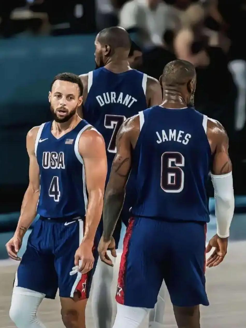 NBA全明星各球队人数，正赛在大年初一。
【西部】湖人2人：东契奇(首发）、詹姆