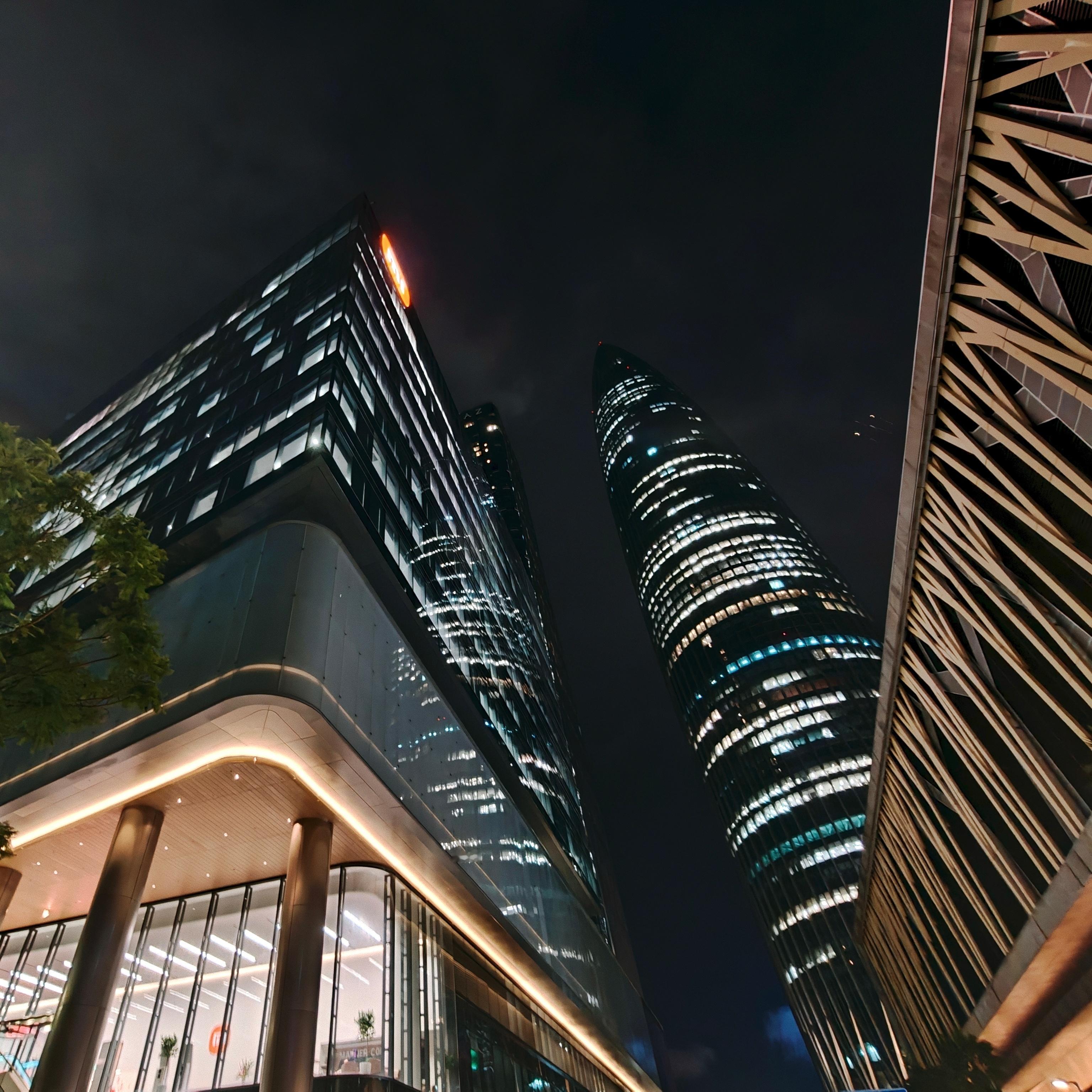 S市中心商务区独栋夜景[奶牛猫] ​​​