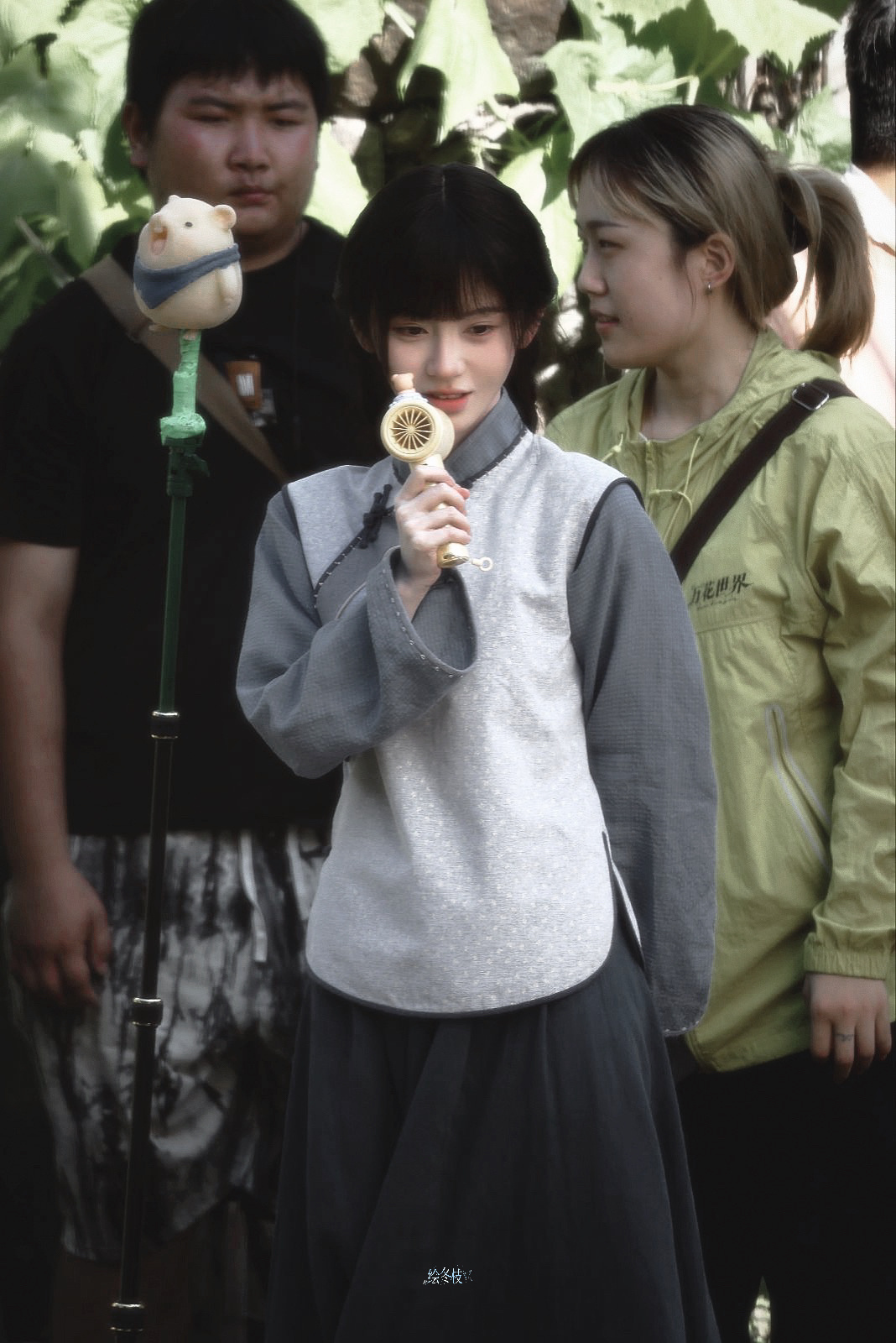 鞠婧祎 jjy鞠婧祎苏绿夏 ＂喜欢的人总是不经意间遇见的，就算隔着屏幕也会一眼心