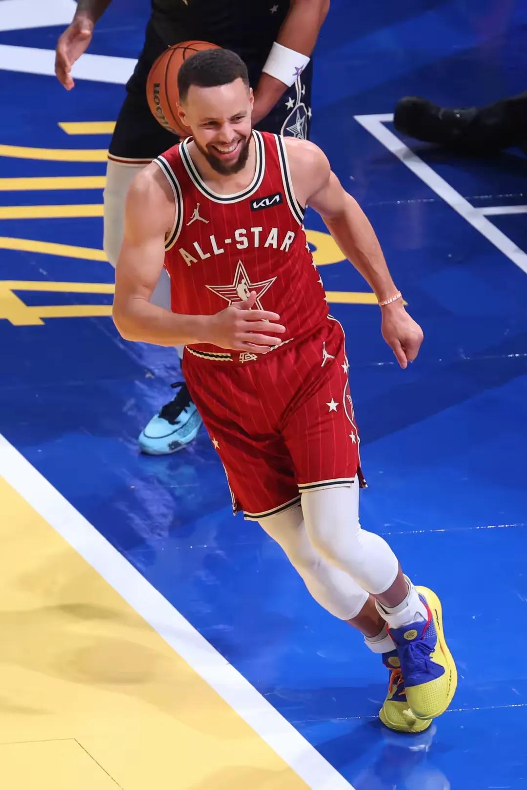 11月3日讯 近日，NBA总裁萧华接受了采访，谈到了全明星赛。

他表示，NBA