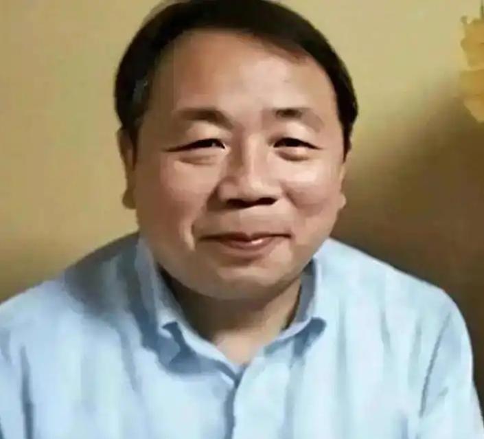 最大的羞辱不是反击，而是无视！

1月7日，针对汉奸石平窜台时兜售的“两国论”，