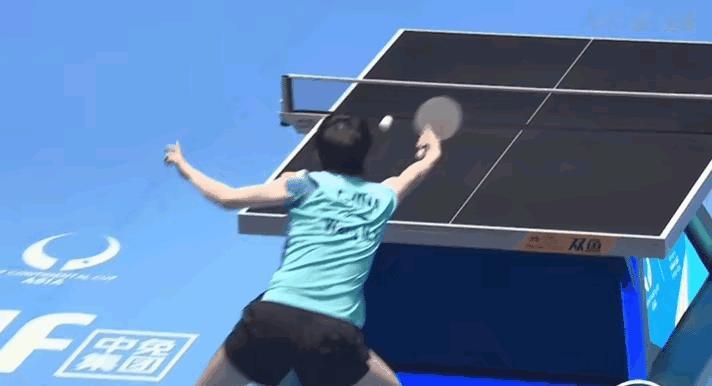 孙颖莎和王曼昱比赛的争议擦边球，擦边了吗？海口亚洲杯，女单决赛，孙颖莎vs王曼昱