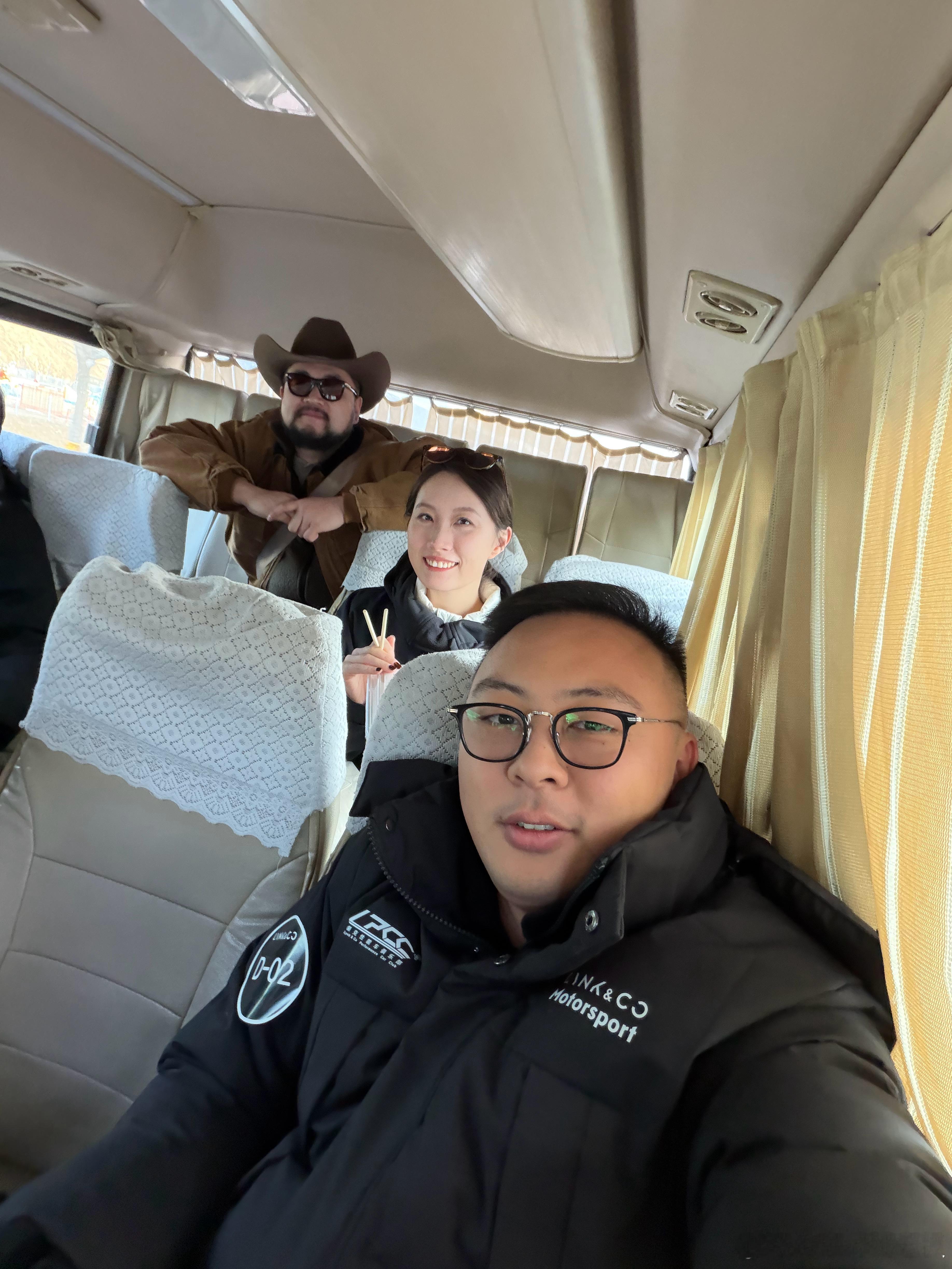 果然有老公疼的人就是好 爱心早餐都给带车上了张家口·翠云山国际旅游度假区