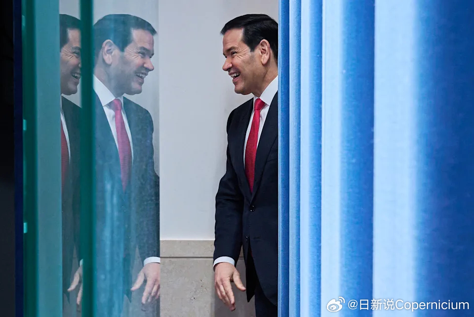 【嘴上都说不选！镜头早已排好，万斯鲁比奥抢跑排练2028大选】詹姆斯·戴维·万斯