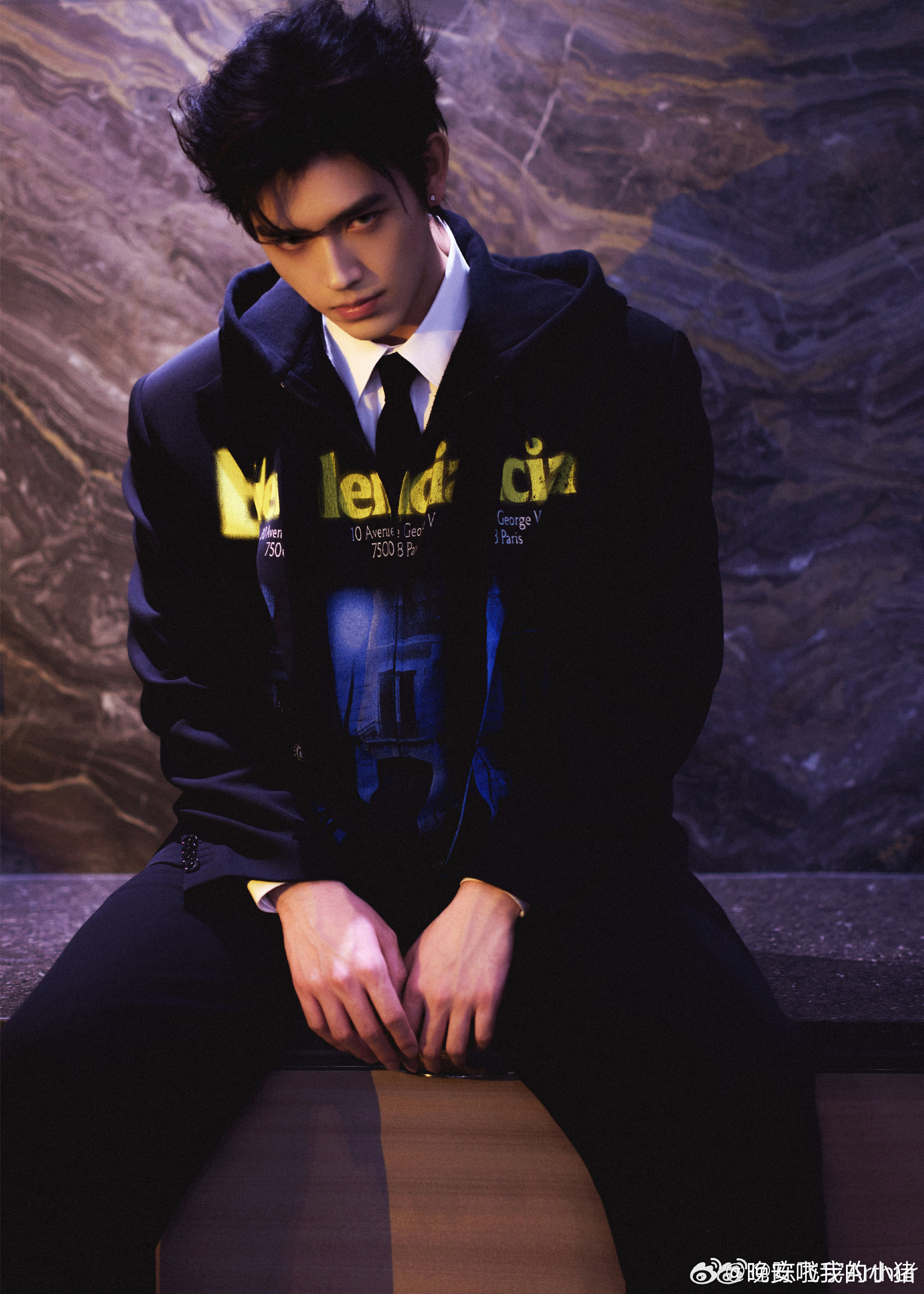 陈飞宇巴黎世家大秀造型出图，异瞳返场🥵🥵 