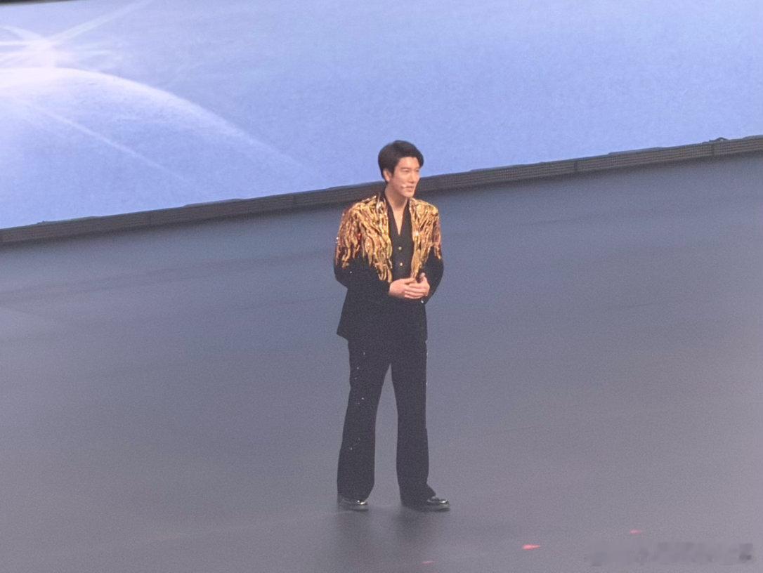 我天，王力宏这状态也太好了吧二三十岁即视感呀