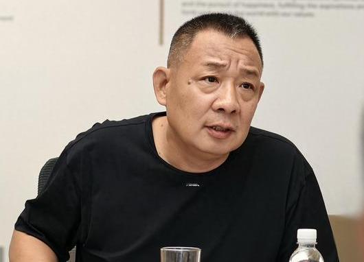 胖东来再一次证明了，
干死实体经济的，
永远不是电商，而是房东！

说白了，干死