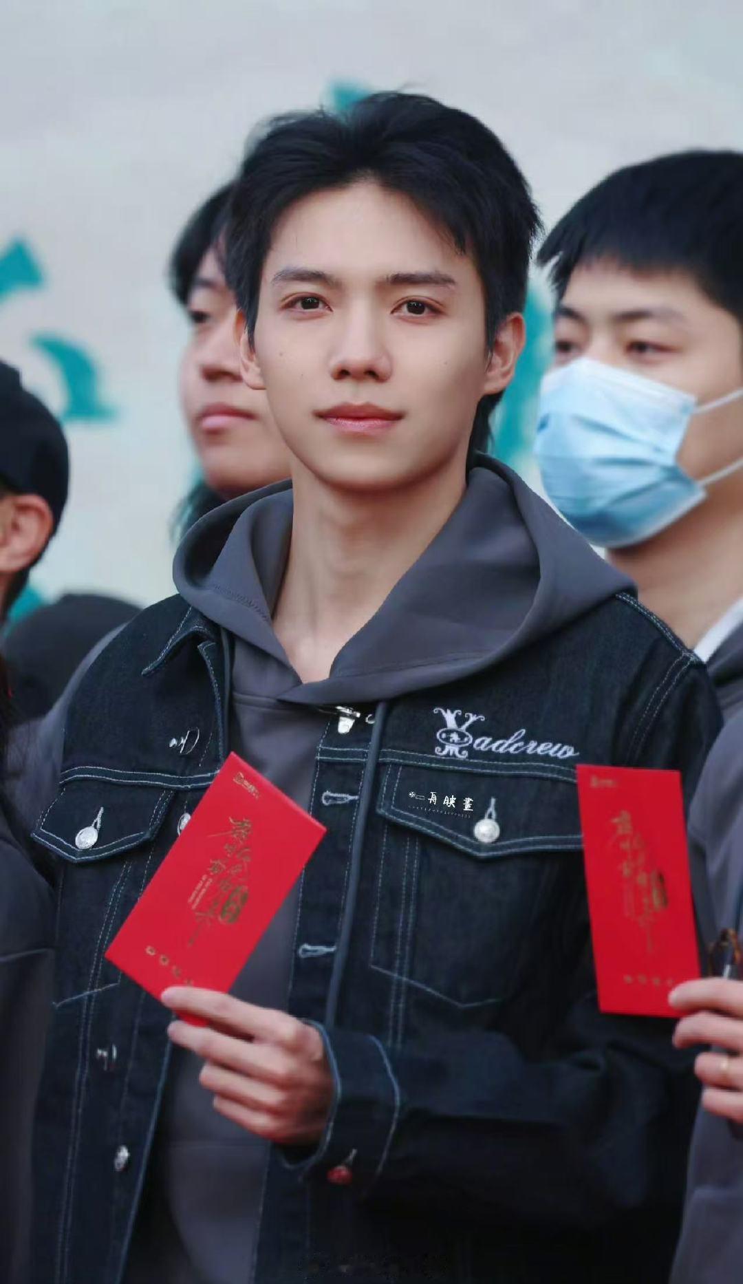 罗一舟黎明前他会归来开机路透 罗一舟今日开机状态有～期待新剧！ 