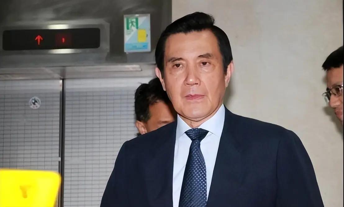 大陆该醒醒了！很多人以为，国民党（马英九、朱立伦）是和平统一的希望。错了！真相是