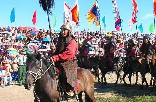 “中国人滚出去！”中国多次伸手援助它，换来的却是对中国人的敌意，这个国家不是巴基