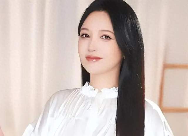 恩爱难抵残酷现实姐弟恋的“心酸”，在金莎身上体现得淋漓尽致