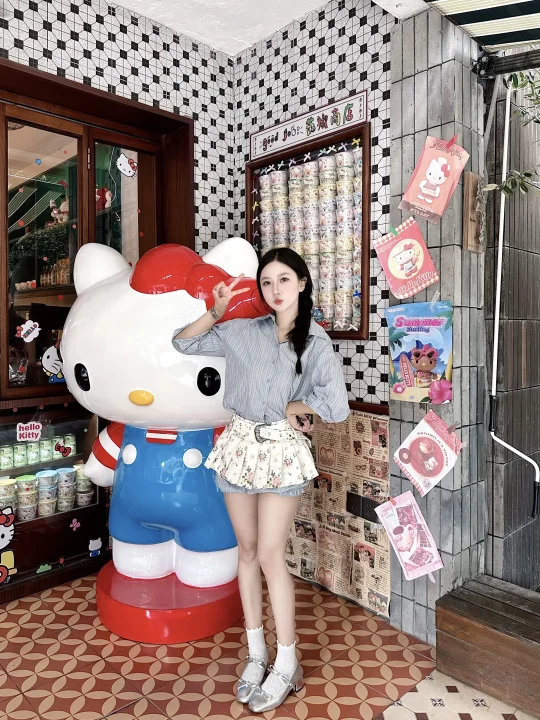 ꉂ ･ ･ ☆.ᐟ ɦɛʟʟօ ӄɨȶȶʏ‧₊˚