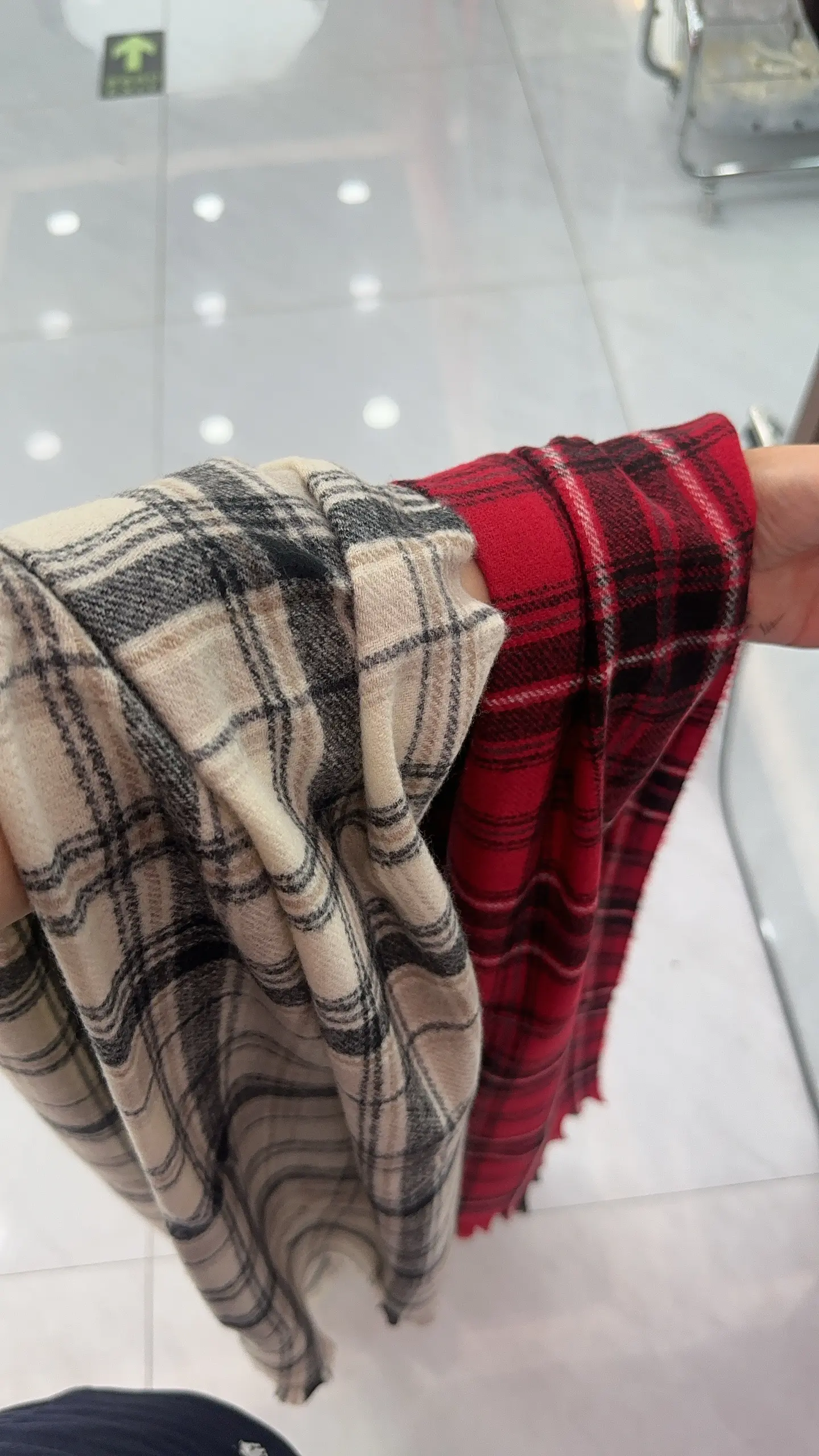 送的，新款。超好看，好搭衣服