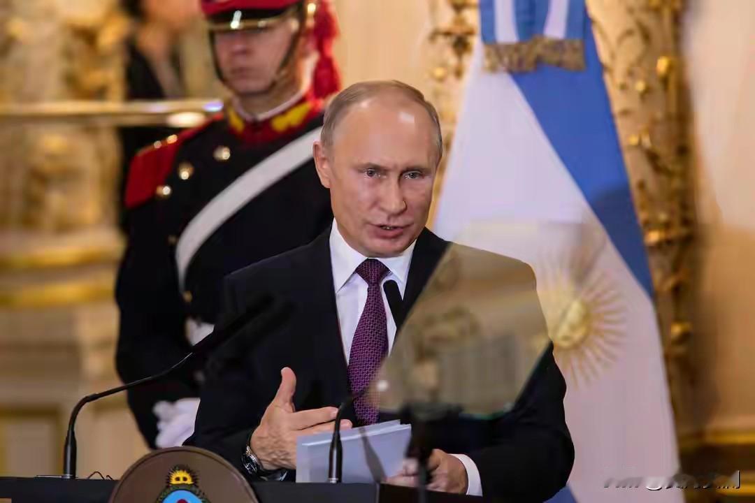 2025年12月31日，普京在新年贺词里向参加对乌特别军事行动的军人表达支持，还