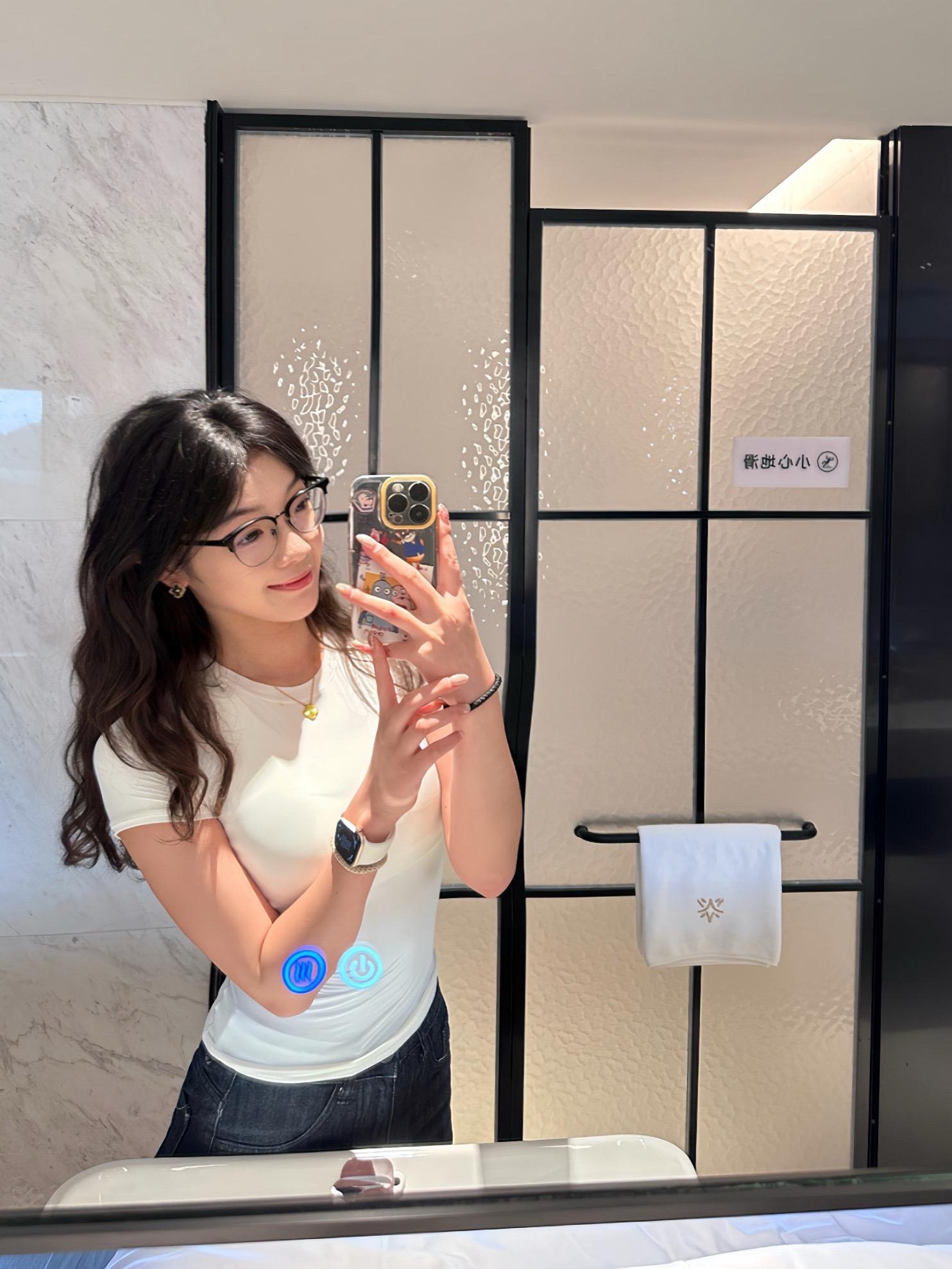 彩云之南 下次还来 从下飞机看到大太阳的一刻心情就开始变好 很幸运碰到...