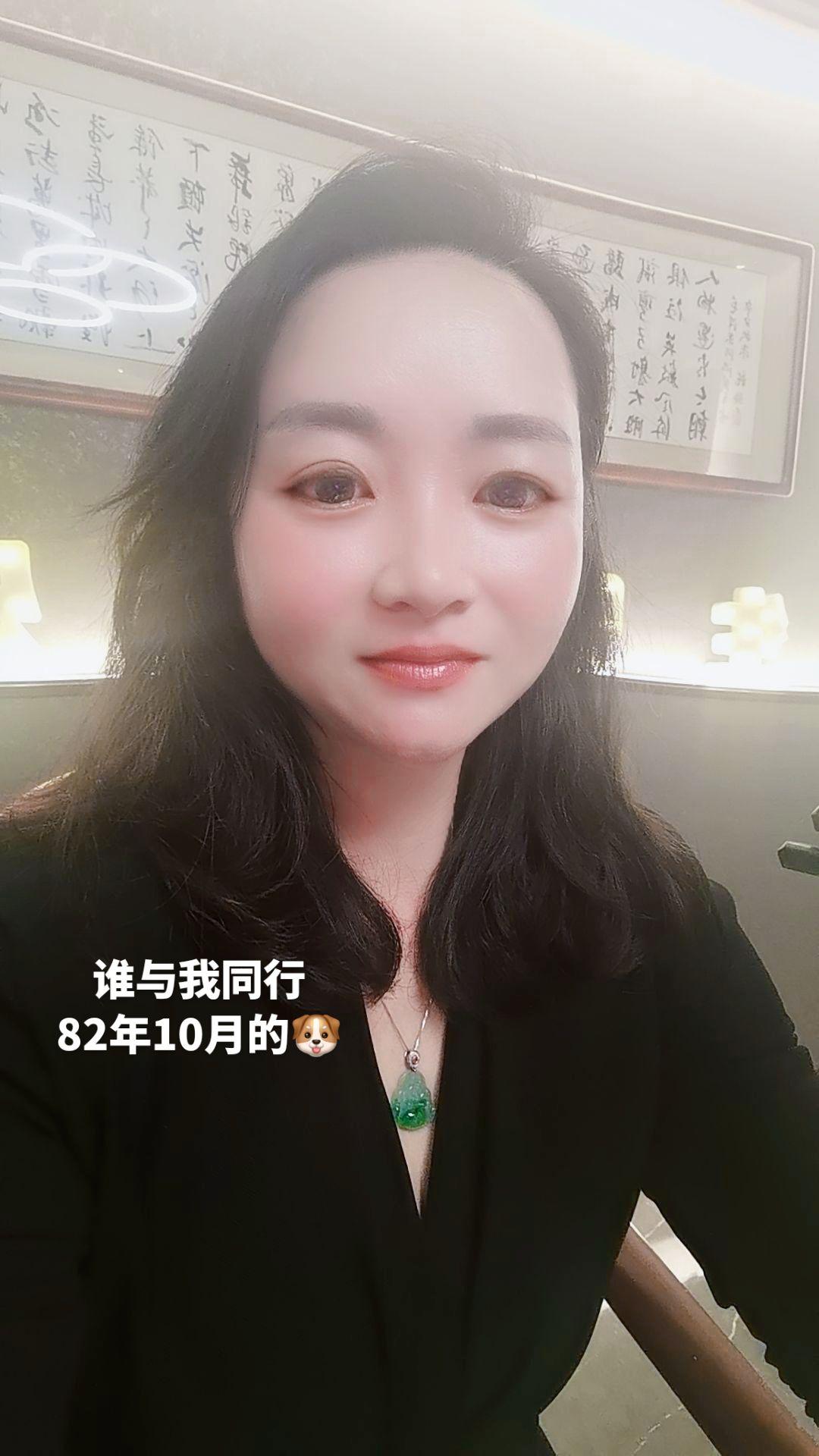1982年的狗，人生最大的遗憾就是，年轻时不懂事，懂事时已不年轻。