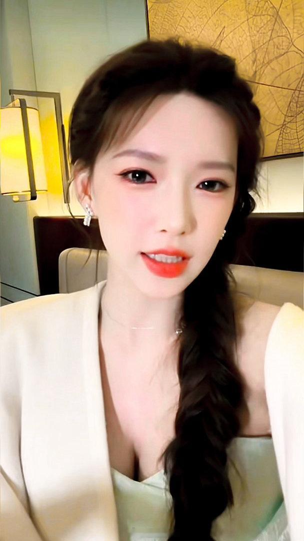 程潇 