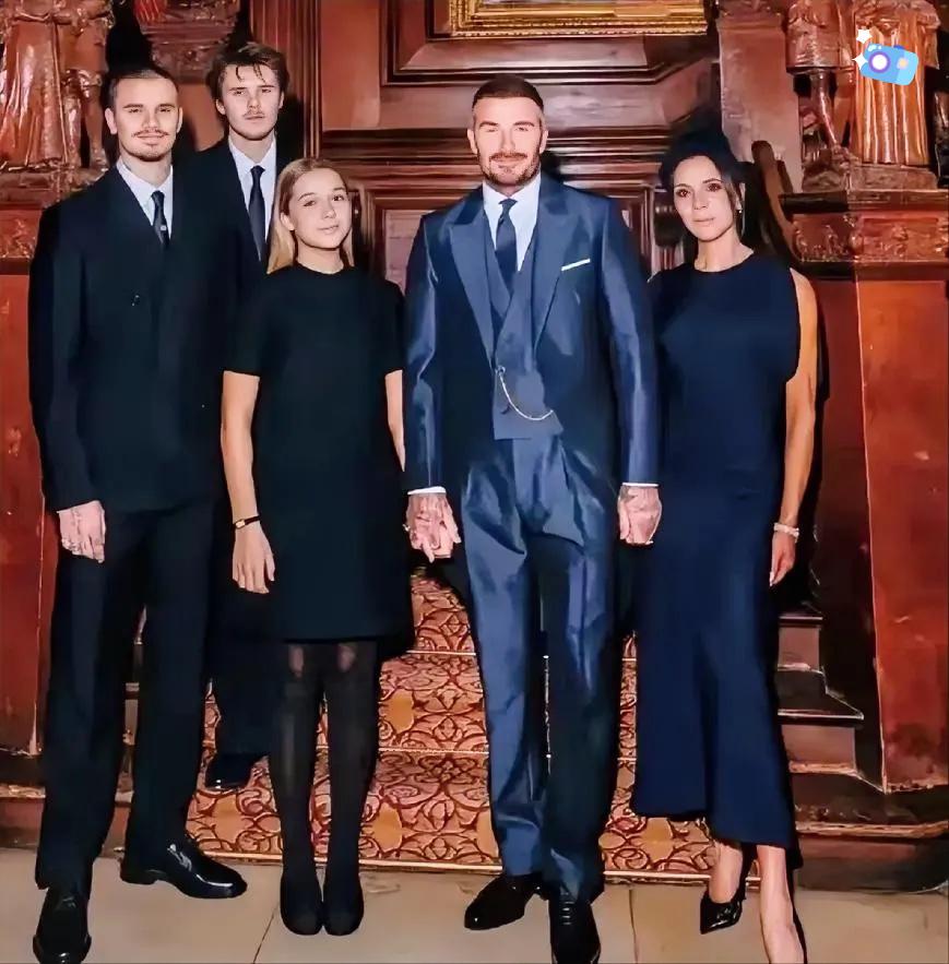 我早就说过了，
贝克汉姆一家子从一开始就不对劲，
打脸太快了我以为还有2个月，竟