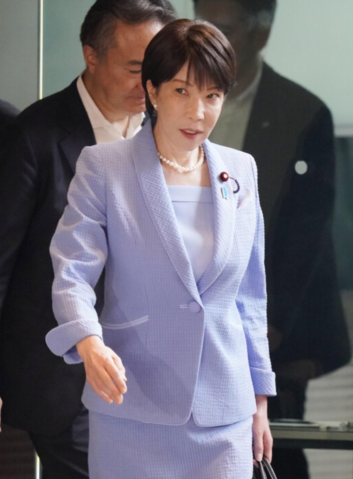 【高市改组内阁，铃木俊一干事长、木原稔官房长官，麻生副总裁将留任，政权核心班底或