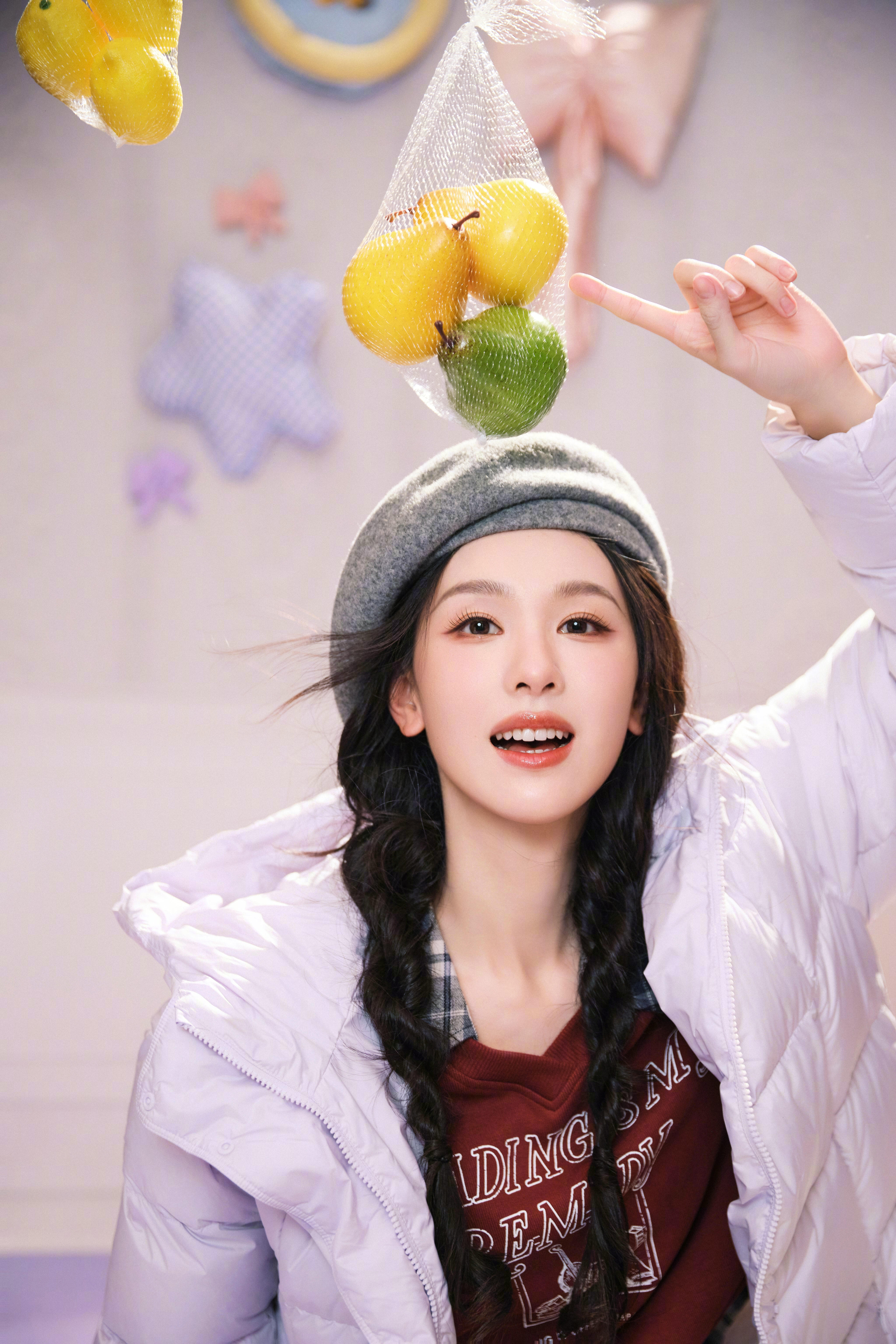 鬼马少女陈都灵 