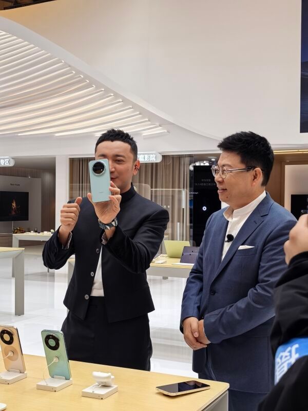 余承东官宣华为畅享90系列华为畅享全系搭载麒麟芯鸿蒙6终于等到了！这次全系都安排