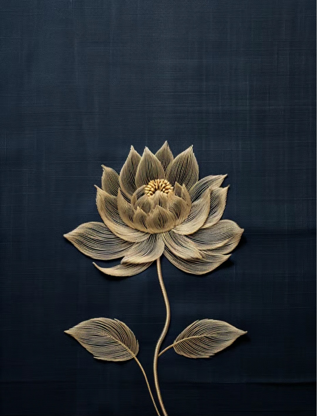 #当传统刺绣遇见现代时尚#简洁又典雅的睡莲刺绣，当它与现代时尚碰撞，一定有一种别