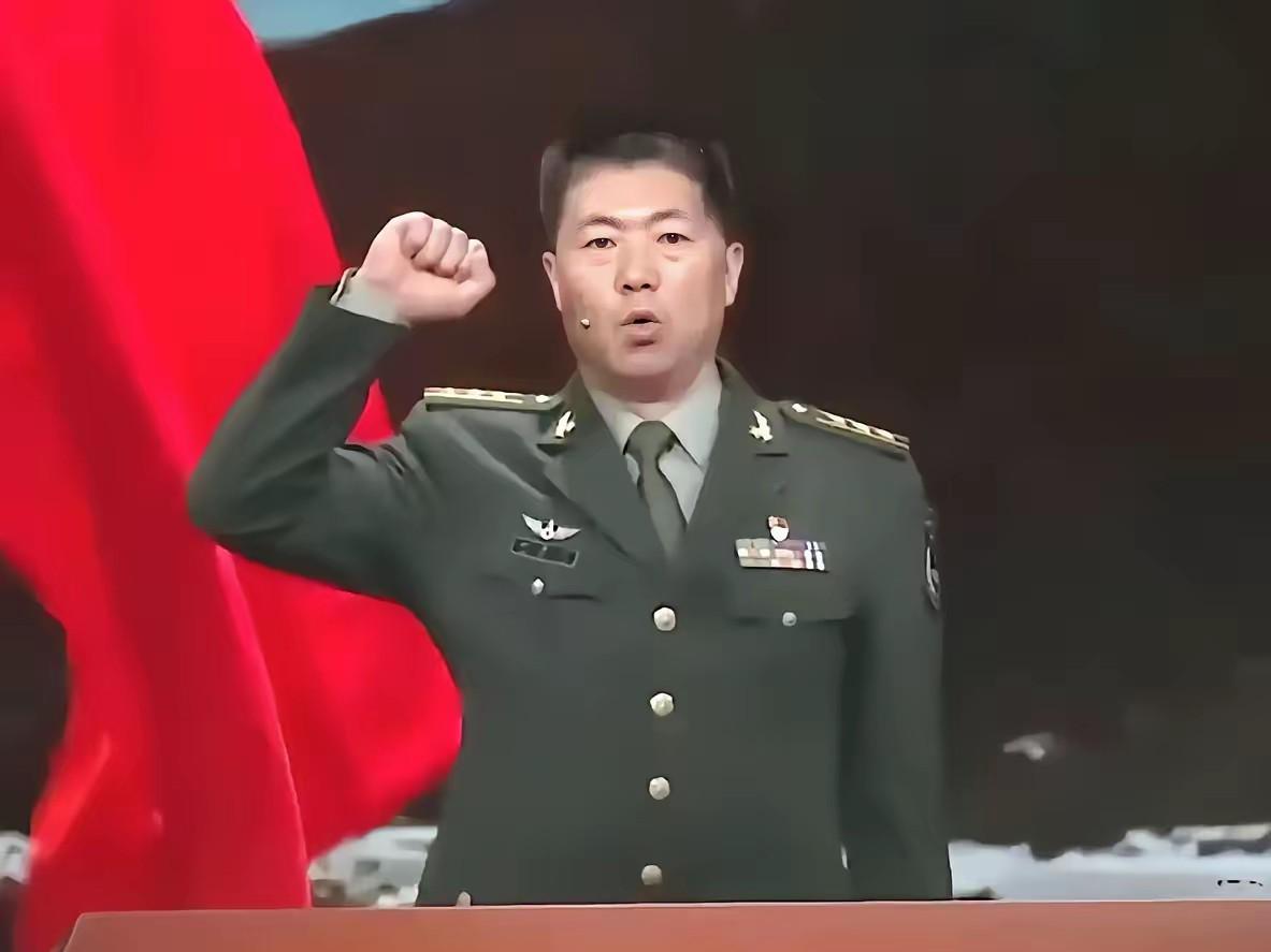 这个英雄团长现在已经是大校了，这样经过战争洗礼的军人才是真正能够保家卫国的啊，这