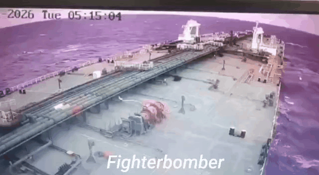 🇺🇦一架乌克兰自杀式无人机袭击了悬挂利比里亚国旗的“三角洲和谐号”油轮，该油