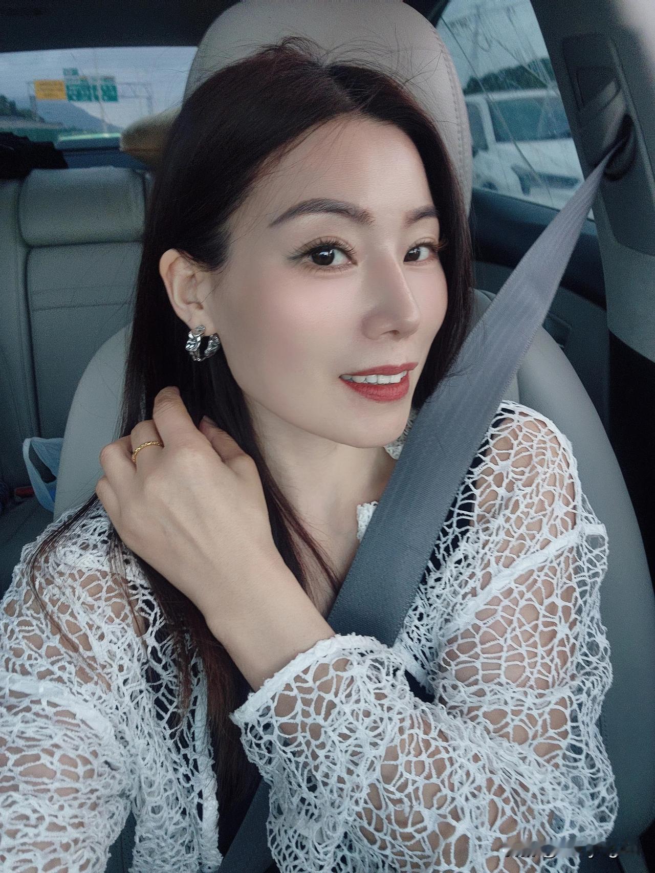 不求所有日子都泛着光，只愿每天心情愉悦 。‌‌‌平凡日子皆有光 随性自在的日子