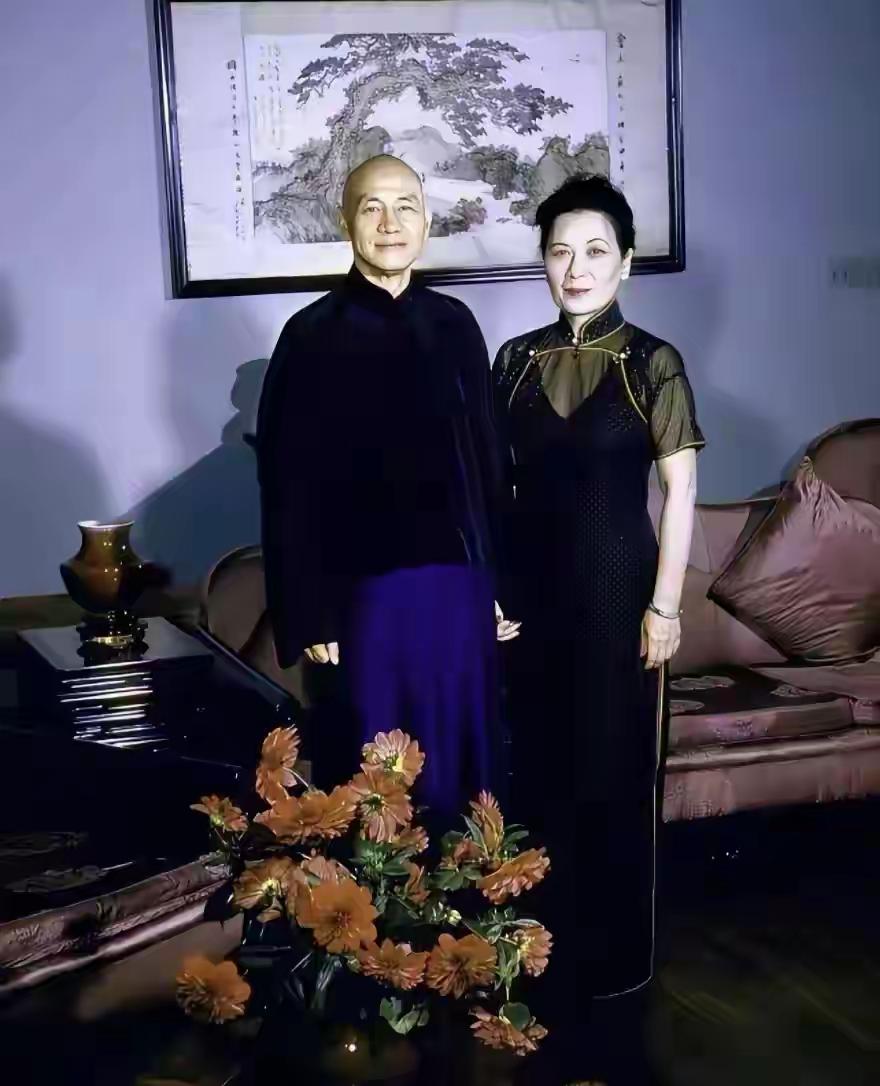 蒋中正
宋美龄
1969年
台北留影