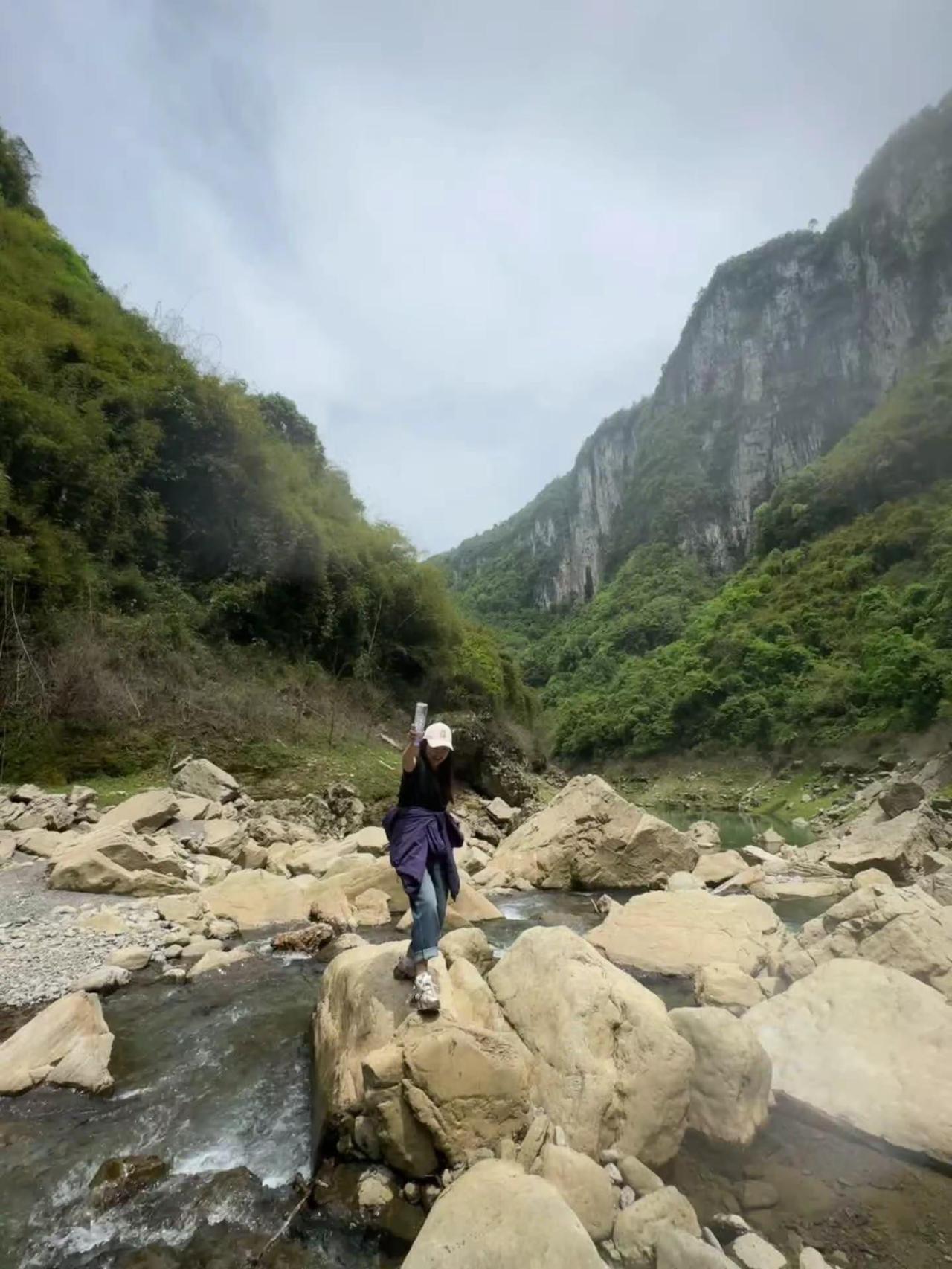 在没有天花板的地方 ～大口吸氧 🏃🏻‍♀️🍃徒步爬山涉水