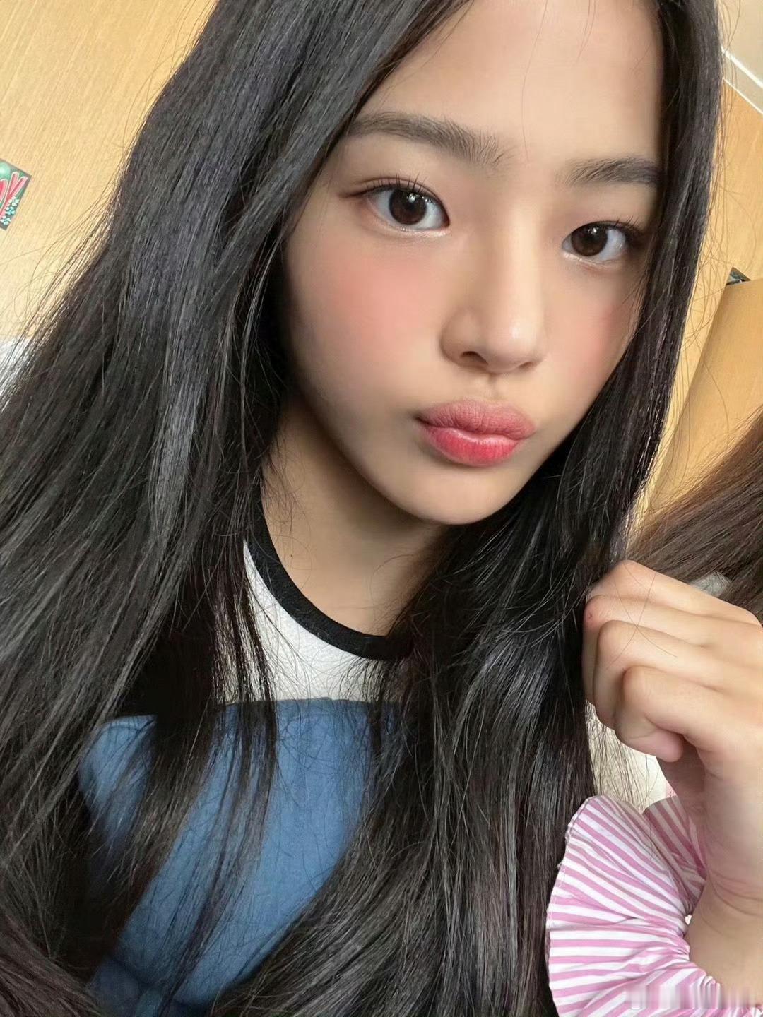 minji fans在安利李沅禧中，发生了什么？ 