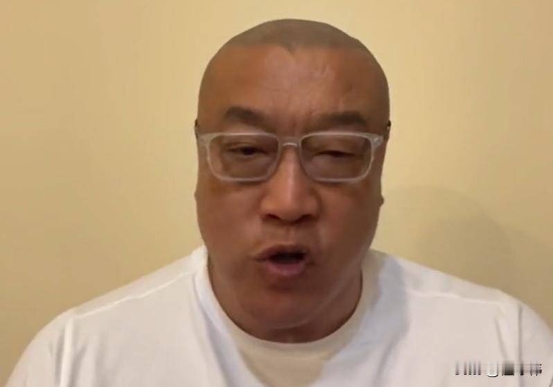 马健谈杨瀚森：

“我觉得，郭士强指导应该让杨瀚森打首发，不管从任何方面考虑，杨