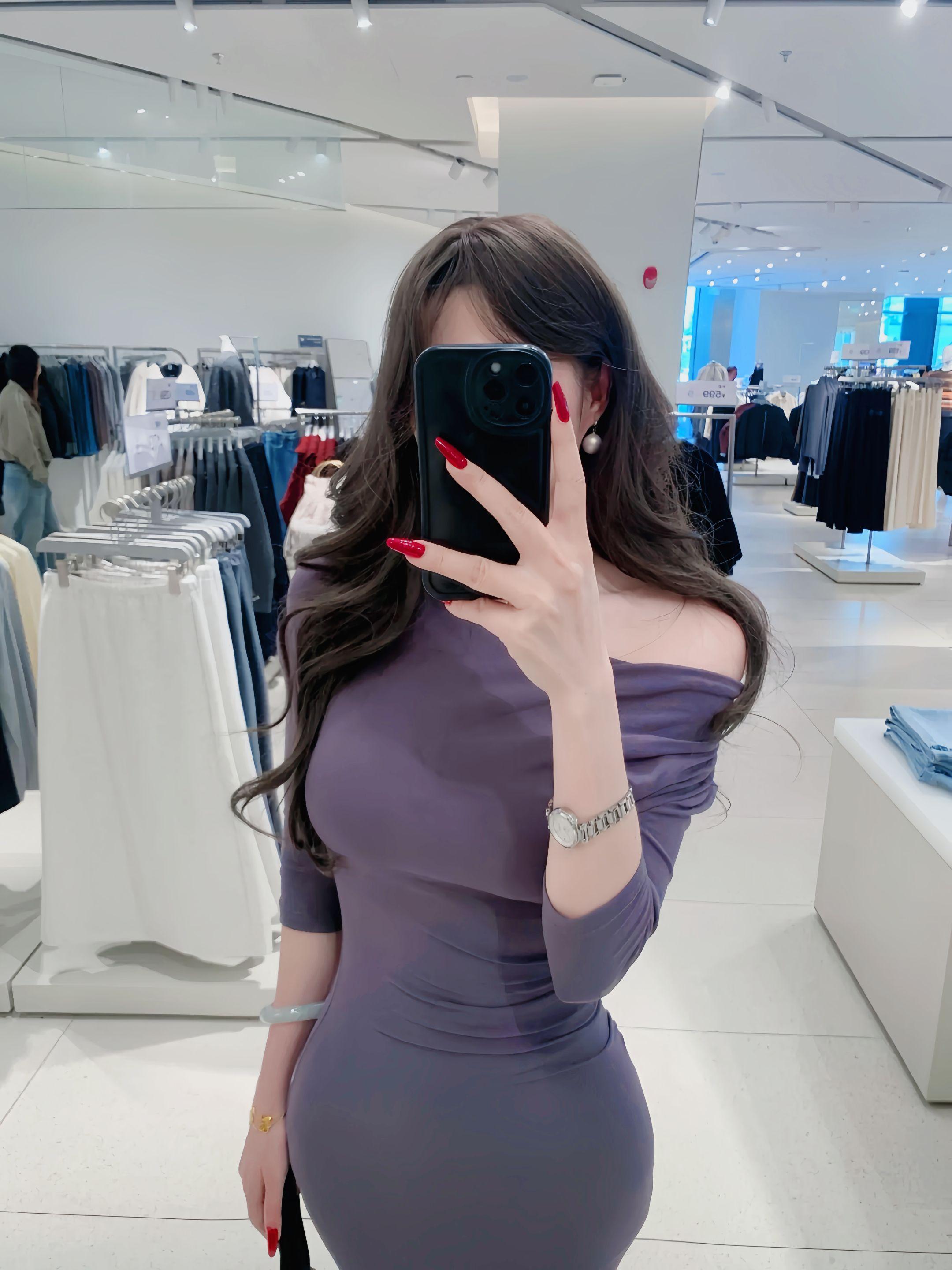 女性成长任何时候都不算晚。祝自己，岁岁平安，年年如意。