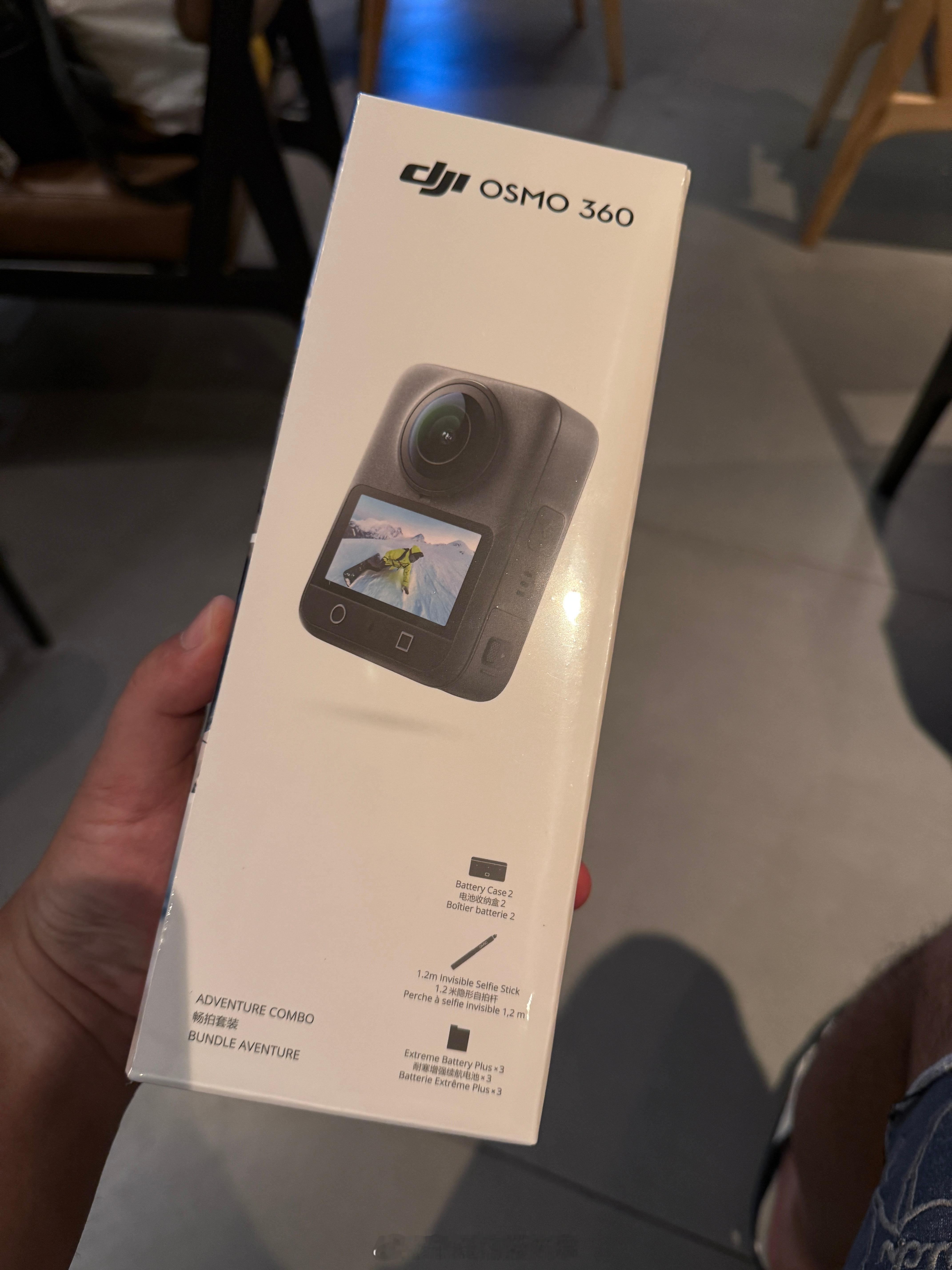 大疆全景相机到手，今晚先看测评，明天再试试到底好不好用。 ​​​