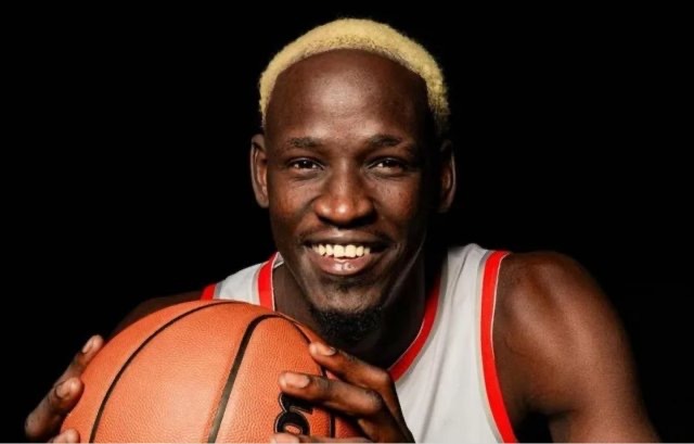 NBA名记Michael Scotto更新动态，雄鹿已经与中锋伊布·巴吉达成协议