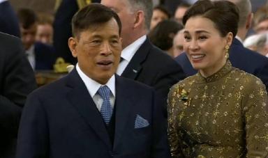 卡尔十六世大寿，泰国国王和王后前去吃席，媳妇还是自己家的好。
泰王嫌离婚太麻烦，