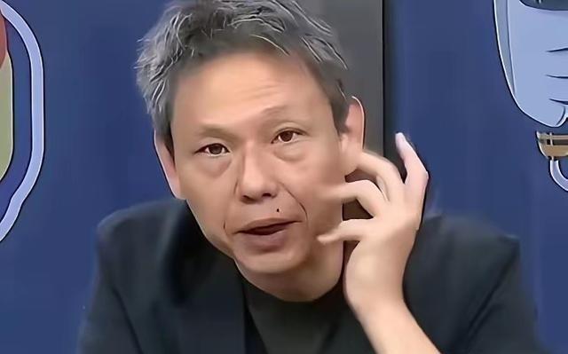 台湾名嘴谢寒冰说：大陆现在一直指责高市什么？就是高市要复辟军国主义，如果在大陆这