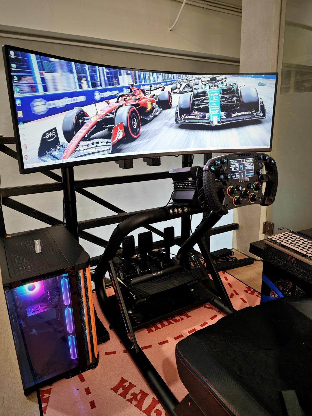 男孩子的梦想车库，没有模拟器能叫梦想车库吗？！！这两天除了剪视频，就是组装这家伙