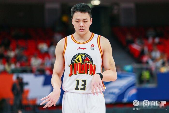 今天是姜宇星的生日，抽一件儿XXL的姜宇星球衣给大家，还是今晚24：00点截止。