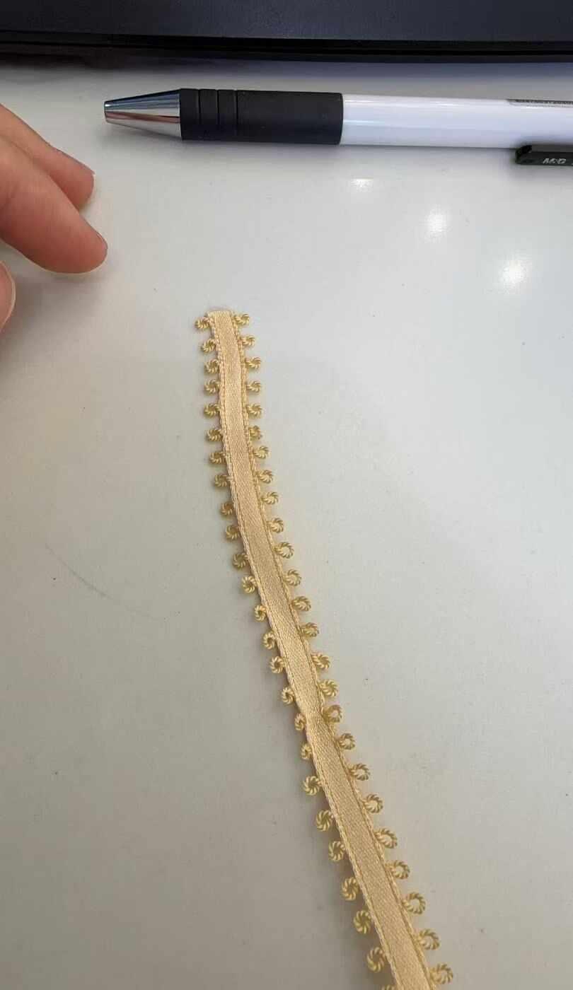 谁家有大耳朵织带！！！！
已经找疯了，来个老板救救我[泪崩R]花边辅料 织带 辅