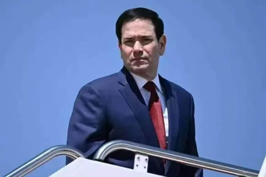 卢比奥终于来中国了，很多人网上议论纷纷，说卢比奥不是制裁了吗？怎么又来了？其实道