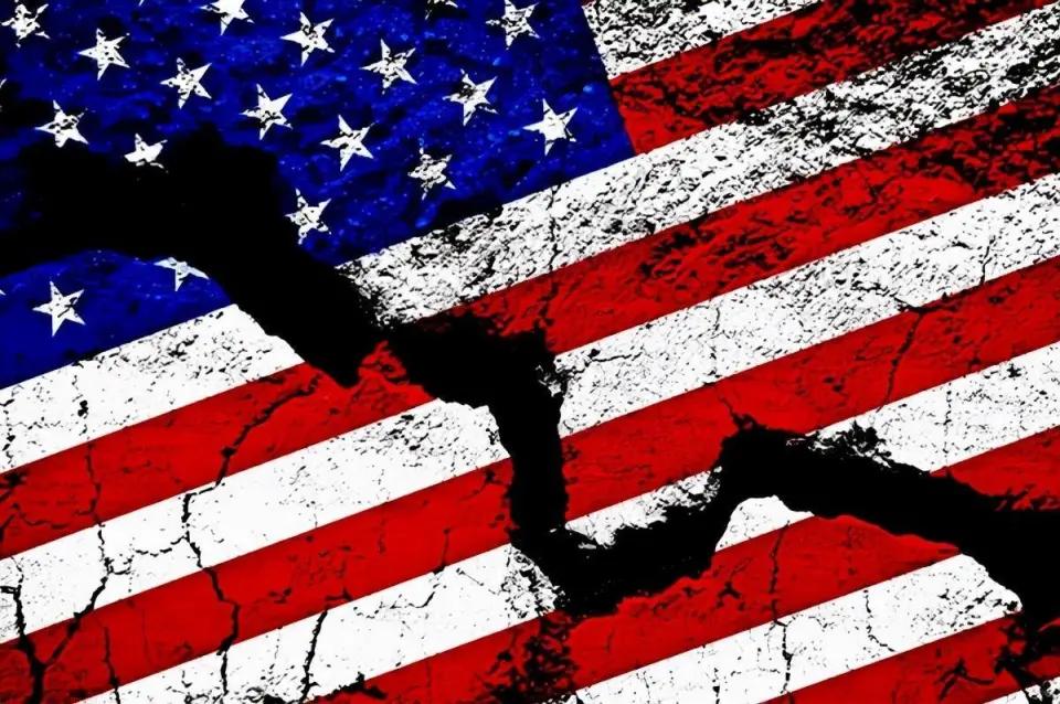 美国可以放心分裂！有人说，一旦美国倒下去，中国没有了对手，就不思进取，不再改革么