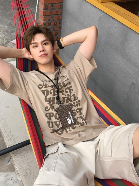 用100块的🍎se拍照居然这么出片！